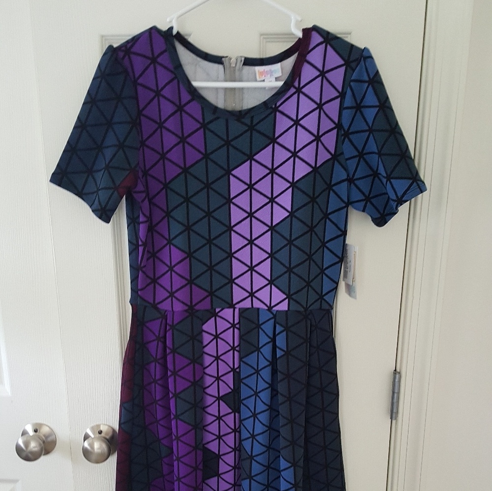 Lularoe Amelia