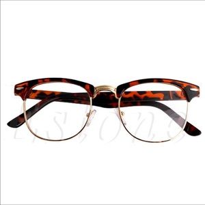 Women's fashion glasses