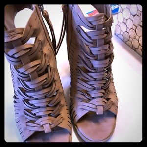 DV Dolce Vita heels/booties EUC worn twice