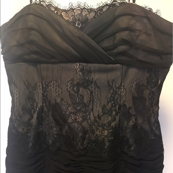 Adrianna Papell Boutique Evening Dress. Size 4 - Picture 2 of 4