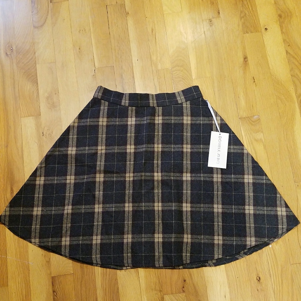 Plaid skirt