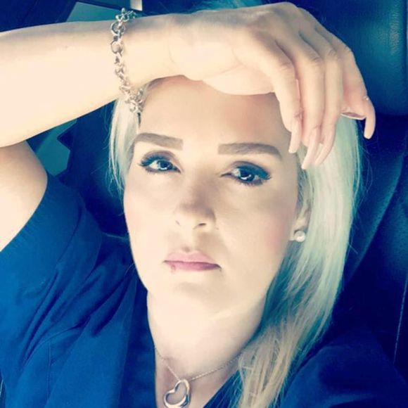 Meet your Posher, Sandra - Picture 1 of 1