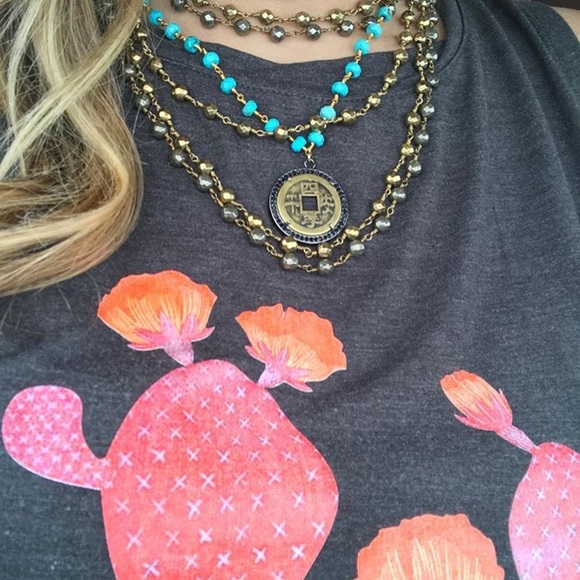 🆕 Grey Cactus Tank - Picture 3 of 3