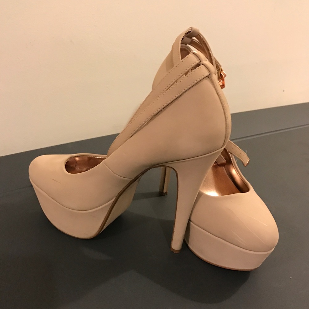 Pumps - Picture 3 of 3