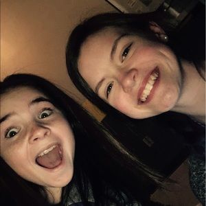 Meet your Posher, Abigail