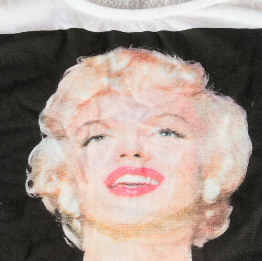 Marilyn Monroe Tank Top Size Small - Picture 3 of 5