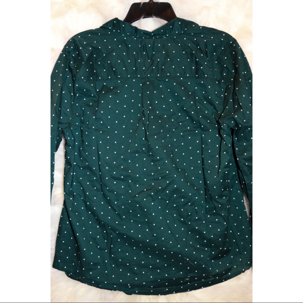 Button down - Picture 2 of 2