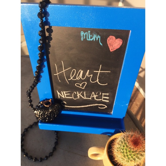 Cookie Lee Jewelry - Sale🎉 Black Heart Necklace