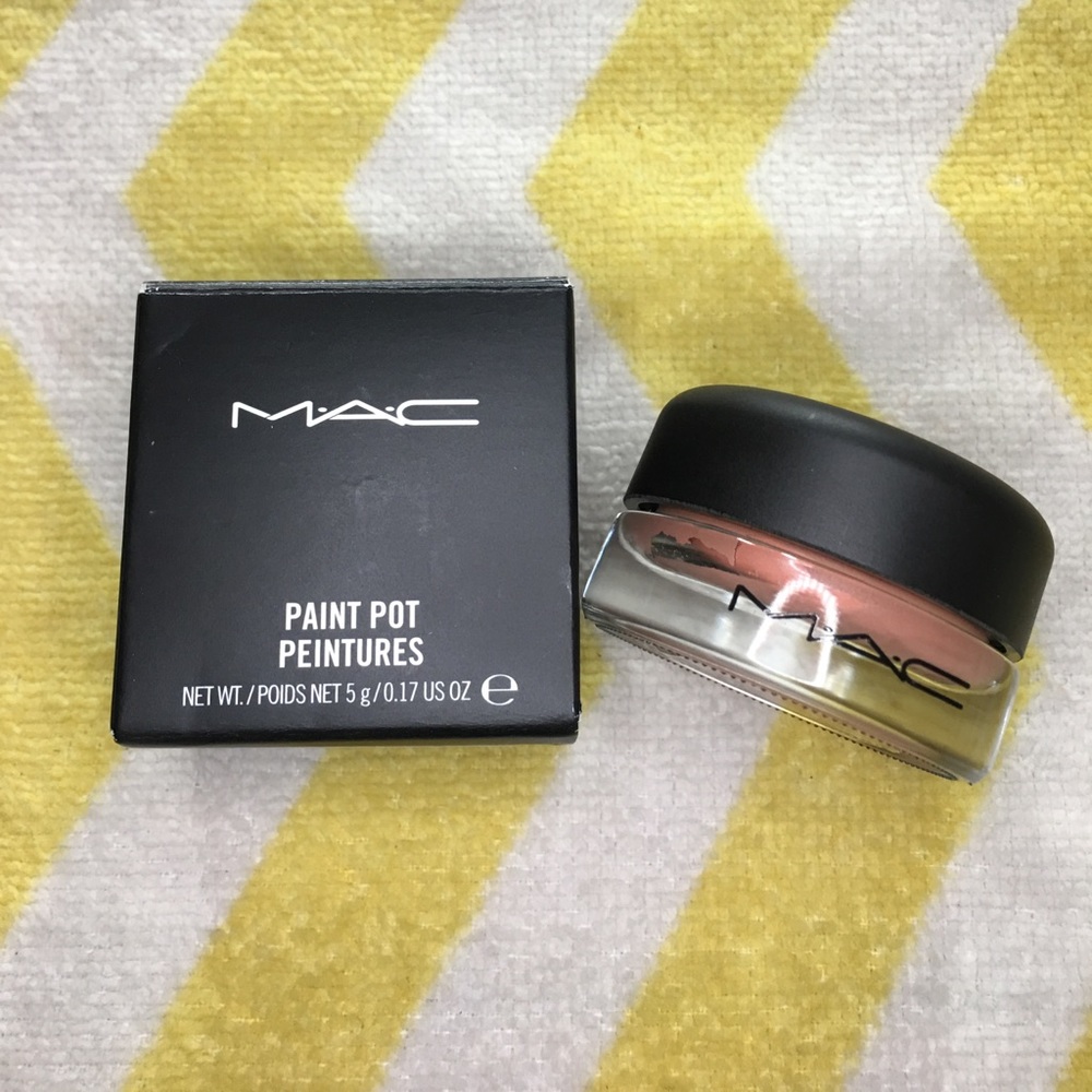 M•A•C Cosmetics Perky Paint Pots 🎨