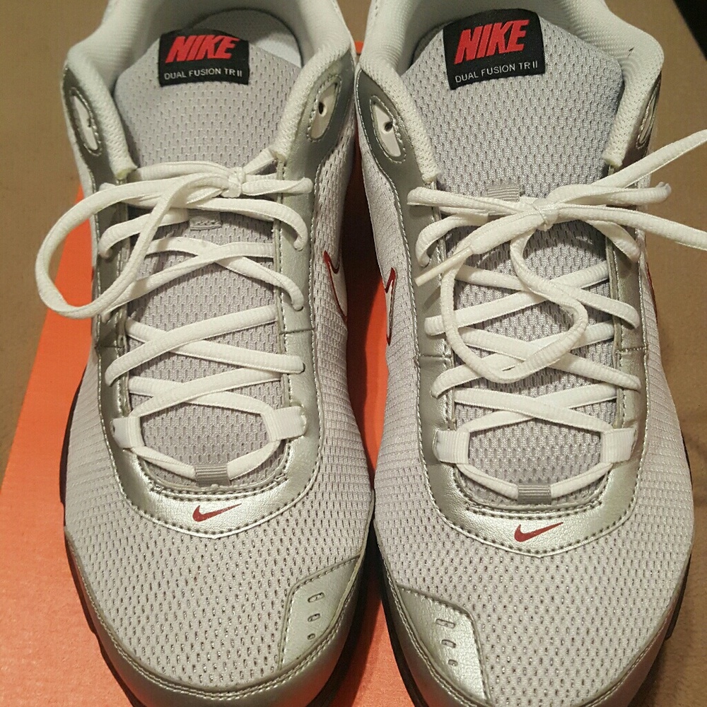 Men's Nike sneakers