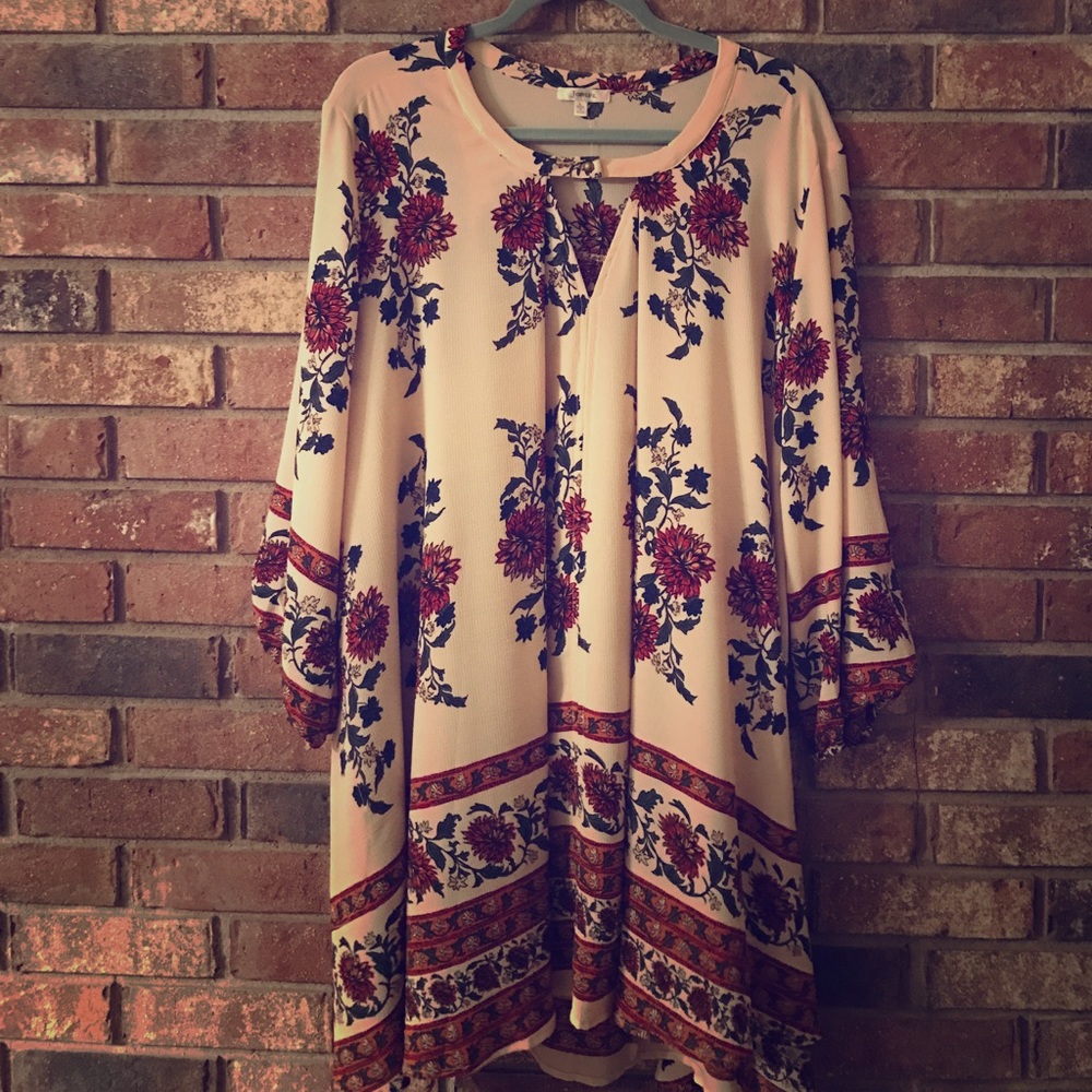 Keyhole floral dress