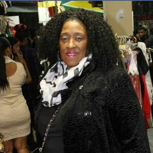 Meet your Posher, Regina