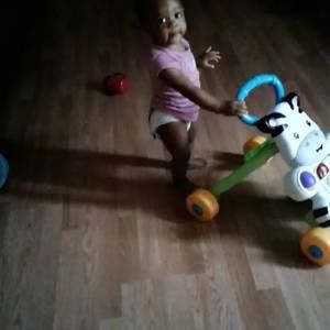 Meet your Posher, Lisa