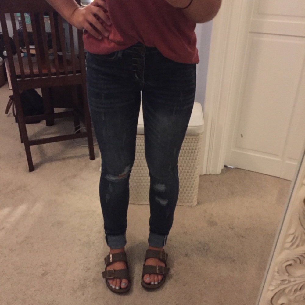 NWOT Ripped Dark Wash Jeans