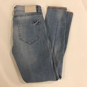 NWOT Zara Stretch Skinny Jeans