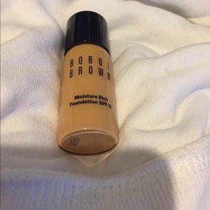 Bobbi brown moisture rich foundation