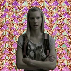 Meet your Posher, Mia