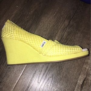 Yellow Toms wedges