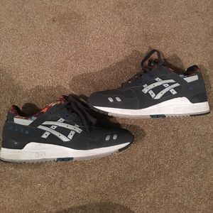 Asics tennis shoes