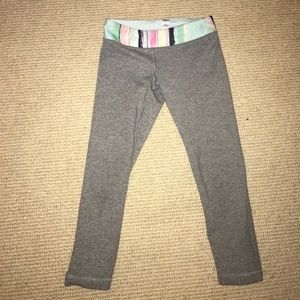 Grey Ivivva leggings, (12) colored waistband