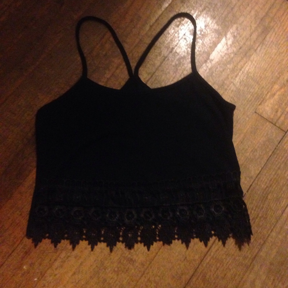 Small Black Crop Top