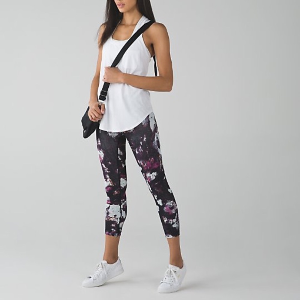 Lululemon Wunder Under crop III