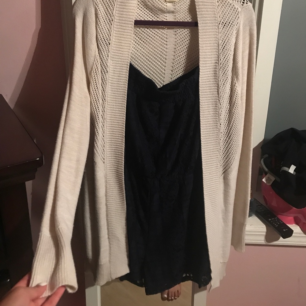 WHITE KNOT LONG CARDIGAN