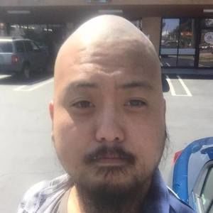 Meet your Posher, Stefan