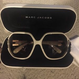 Marc by Marc Jocabs cream oversized sunglasses