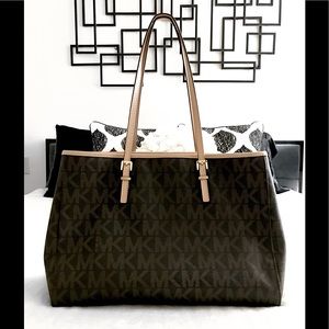 Michael Kors Tote (Jet Set East West)
