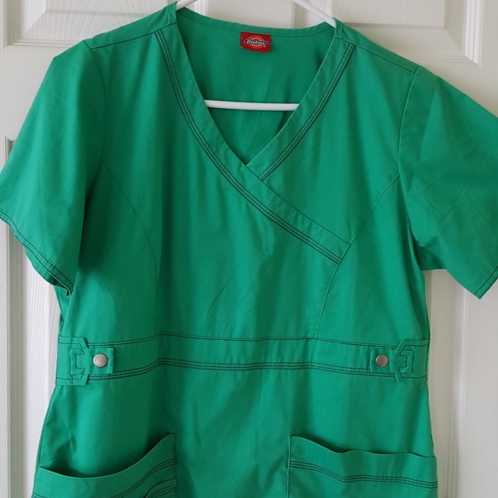 Kermit green Dickies Scrub top!