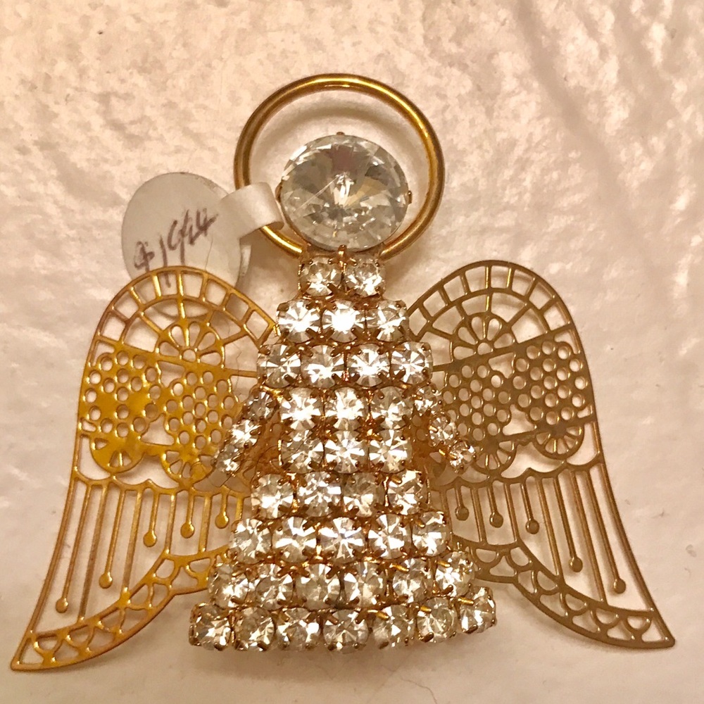 NWT Boutique in San Diego Angel Brooch Pin