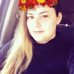 Meet your Posher, Aline