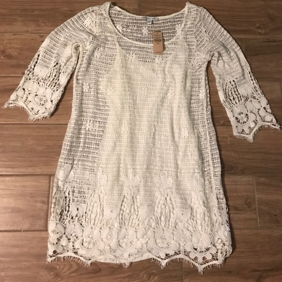 American Eagle Outfitters Dresses & Skirts - Cream full lace dress