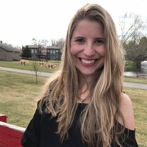 Meet your Posher, Damaris