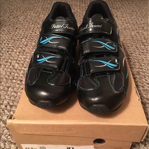 Pearl Izumi indoor spin shoes