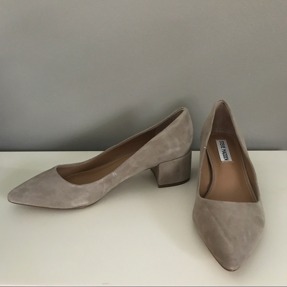 NIB Steve Madden Cormac Taupe Suede Heels
