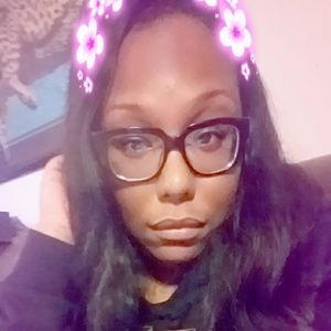 Meet your Posher, Tahanee