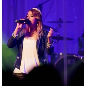 Meet your Posher, Cesiah