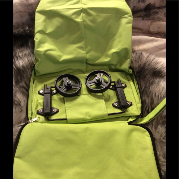 NWT - Rolling Cart - Picture 4 of 8