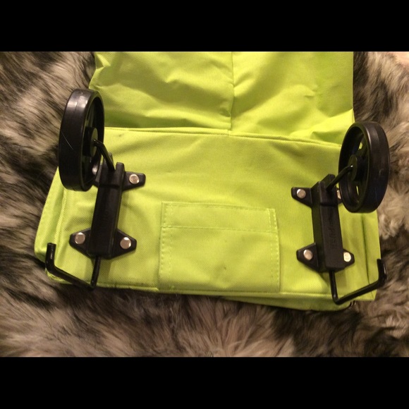 NWT - Rolling Cart - Picture 5 of 8