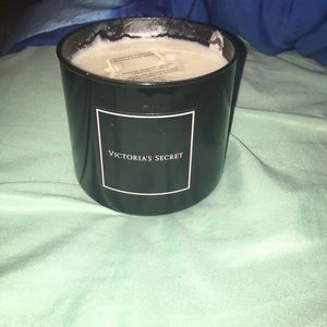 Victoria secret scented candle