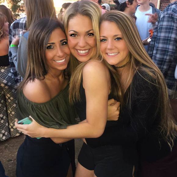 Meet your Posher, Halima - Picture 1 of 1