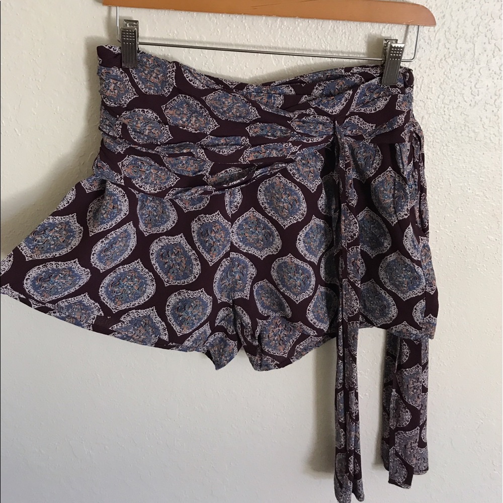 Free People pattern flowy shorts