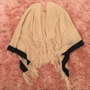 ☀️ Sweater Shawl With Fringe