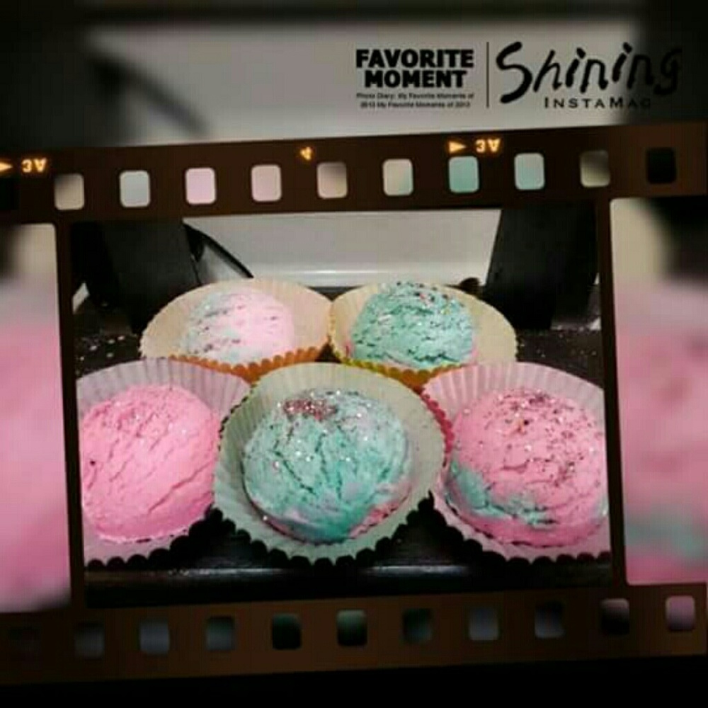 Bath bomb scoops
