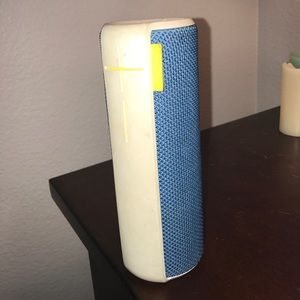 UE Boom Speaker