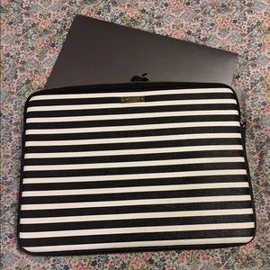13" MacBook Pro Case