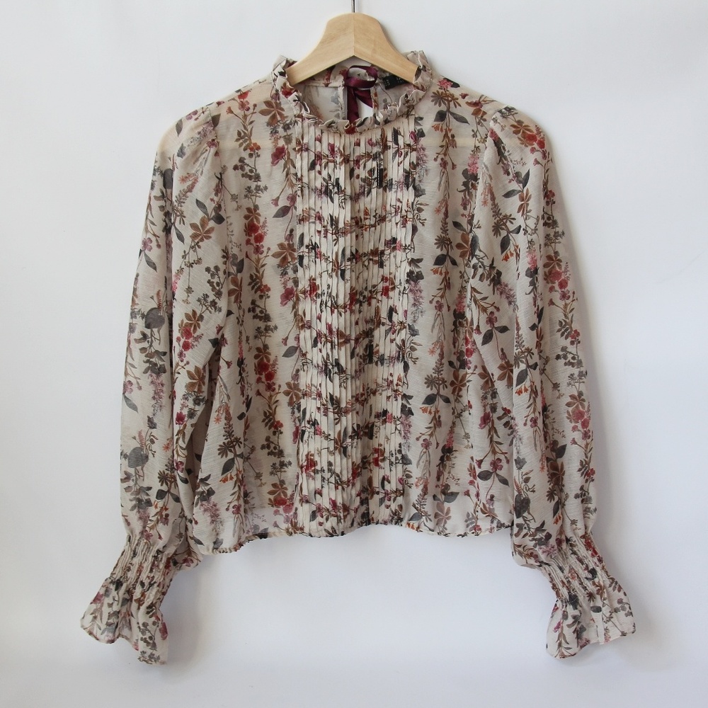 ZARA Long Sleeve Floral Blouse w/ Keyhole Tie Back