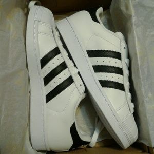 Meet your Posher, Jasmin